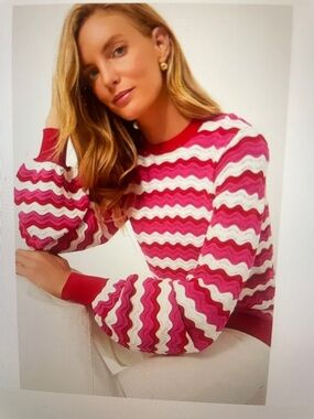 Hyacinth House Tuckernuck Callie sweater in ruby wavy stripe sz L